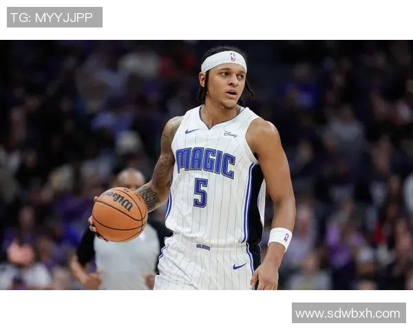 骑士与猛龙巅峰对决宣传照揭示赛季精彩瞬间与球星风采