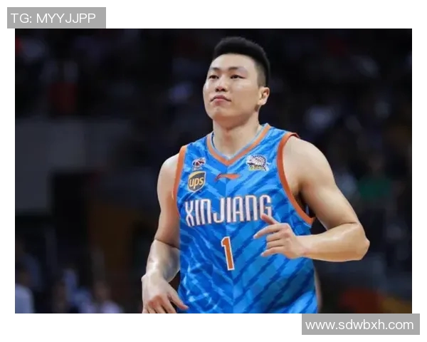 李根：从篮球场上的拼搏到人生舞台的蜕变与成长